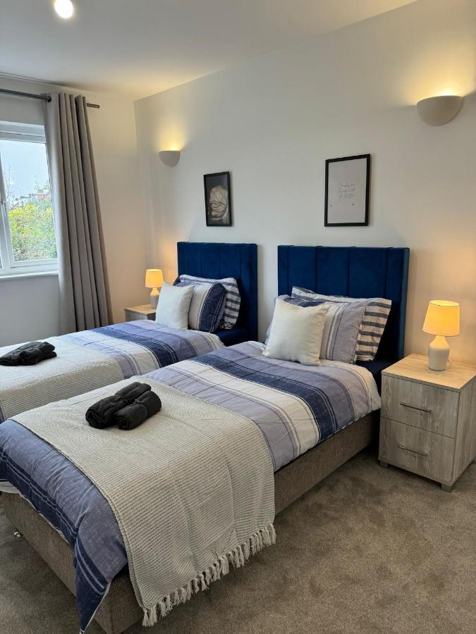Smart Guest Rooms Fast Access To Central London Via Piccadilly Line New Southgate Dış mekan fotoğraf