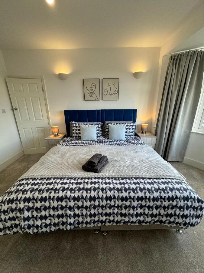 Smart Guest Rooms Fast Access To Central London Via Piccadilly Line New Southgate Dış mekan fotoğraf