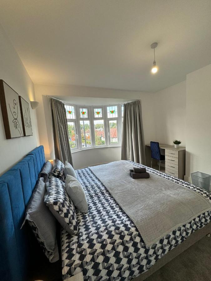 Smart Guest Rooms Fast Access To Central London Via Piccadilly Line New Southgate Dış mekan fotoğraf